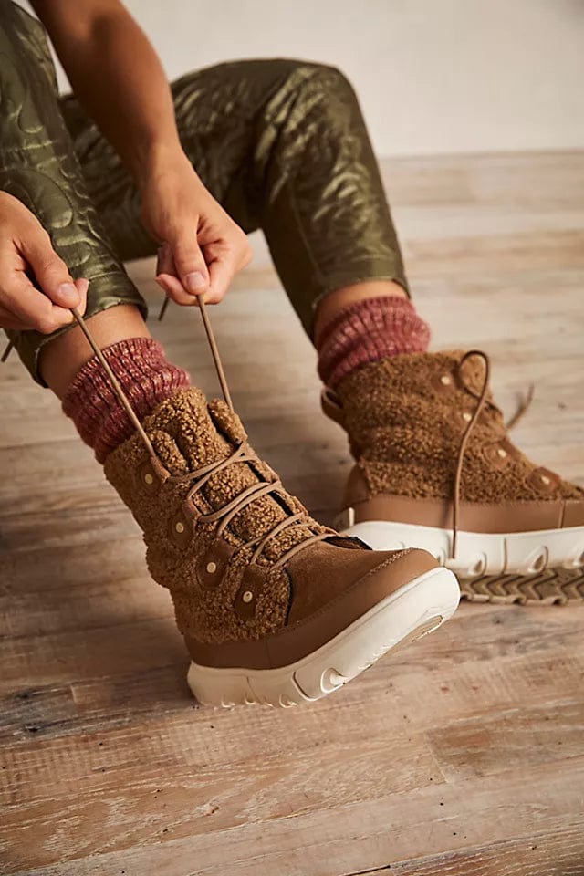 Sorel cozy joan on sale boots