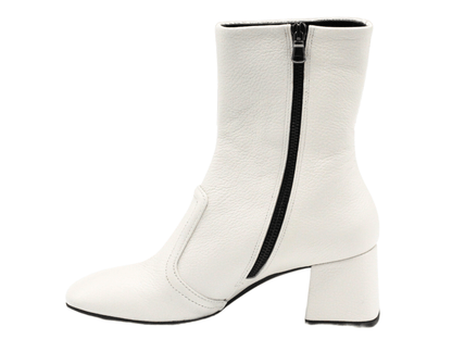 W025 Heeled Bootie