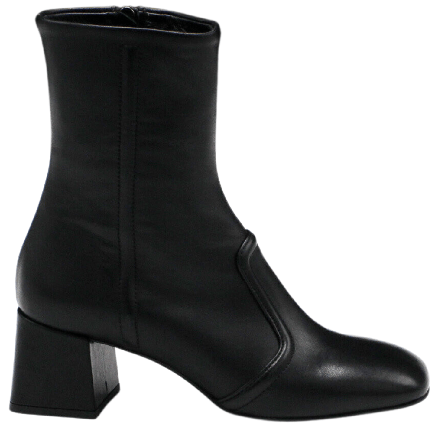 W025 Heeled Bootie