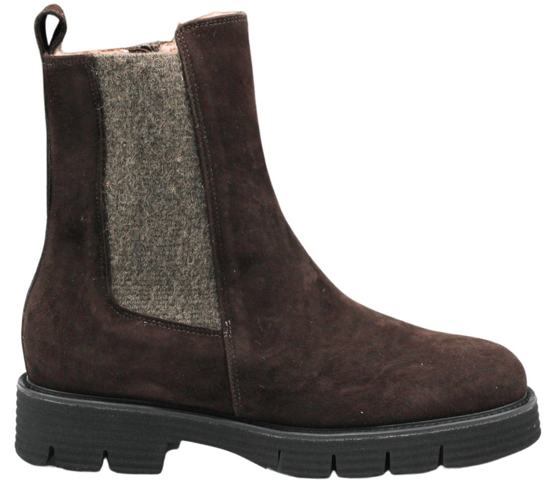 H549T Suede Bootie